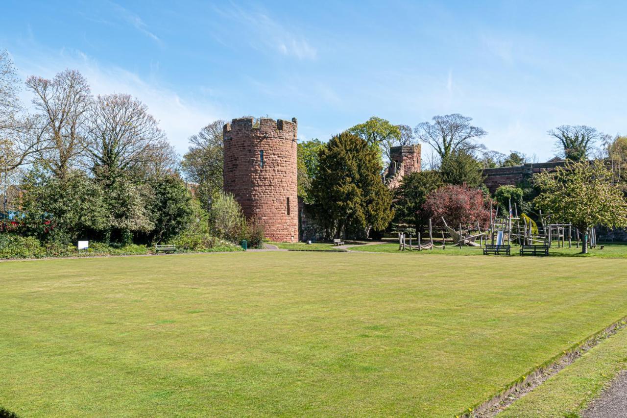 Tower View Apartman Chester Kültér fotó